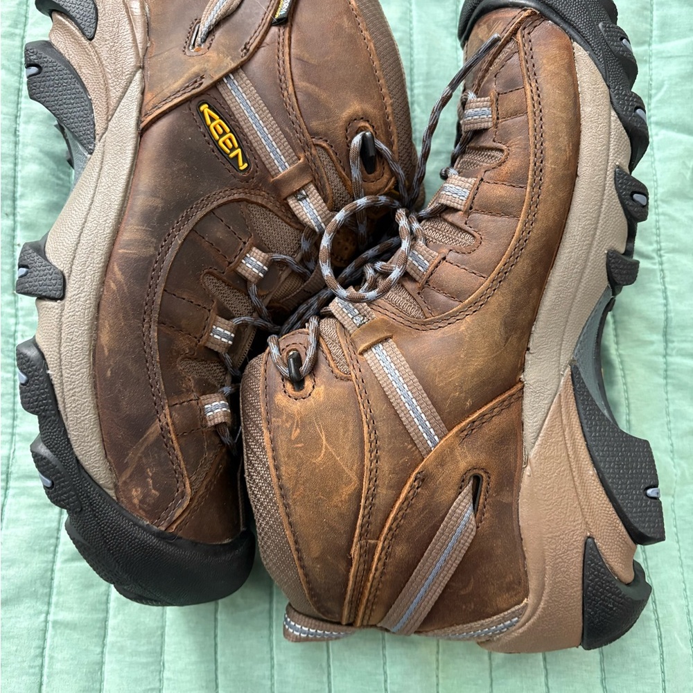 W’s Targhee II Waterproof Mid Hiking Boots